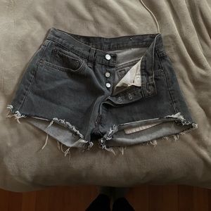 Button up grey Levi shorts